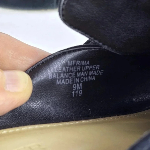 Marc Fisher Rima Mule Sandals Size 9M Black Suede Leather Mirrored Block Heel - Picture 13 of 13